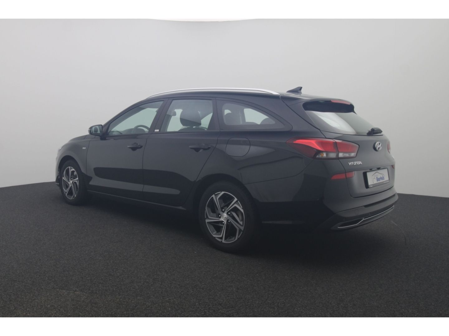 Fahrzeugabbildung Hyundai i30 1.6 Pure Kamera LED Tempomat 2-Zonen Klima