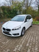 BMW 216d Gran Tourer Advantage  7-Sitzer - BMW 216 Gran Tourer aus 2015