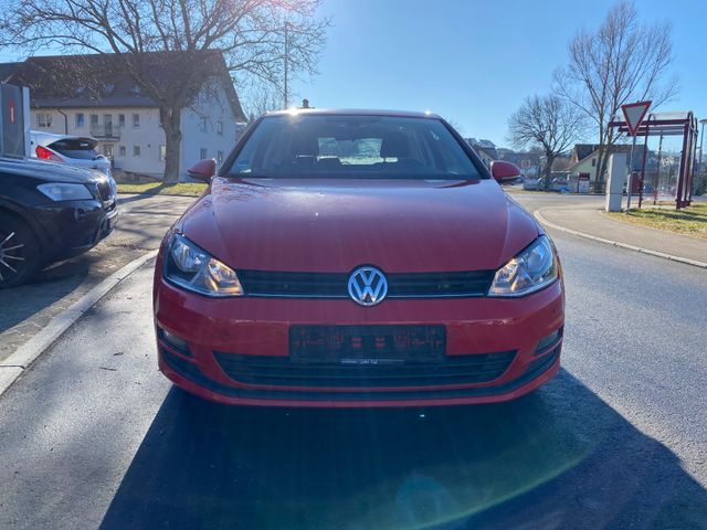 Volkswagen Golf VII Lim. Comfortline BMT*PDC*TÜV/AU NEU*