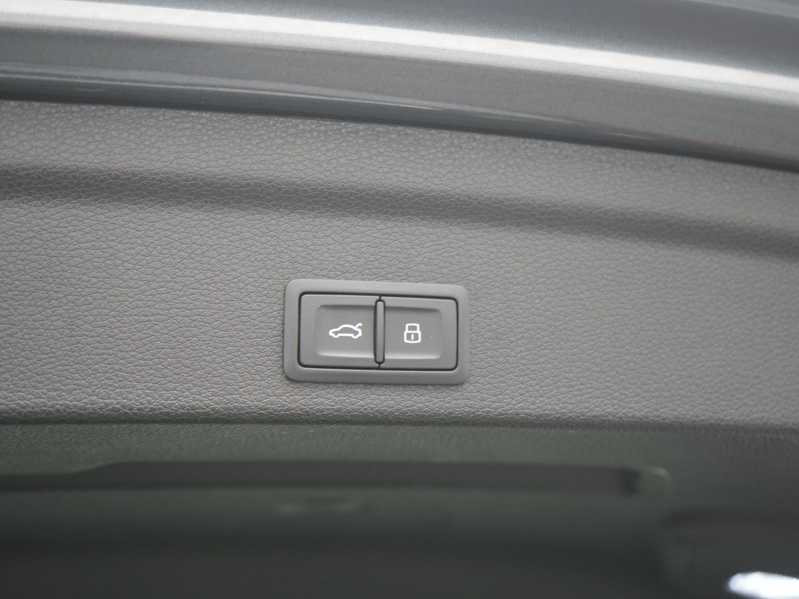 Audi RSQ3 - Bild 11