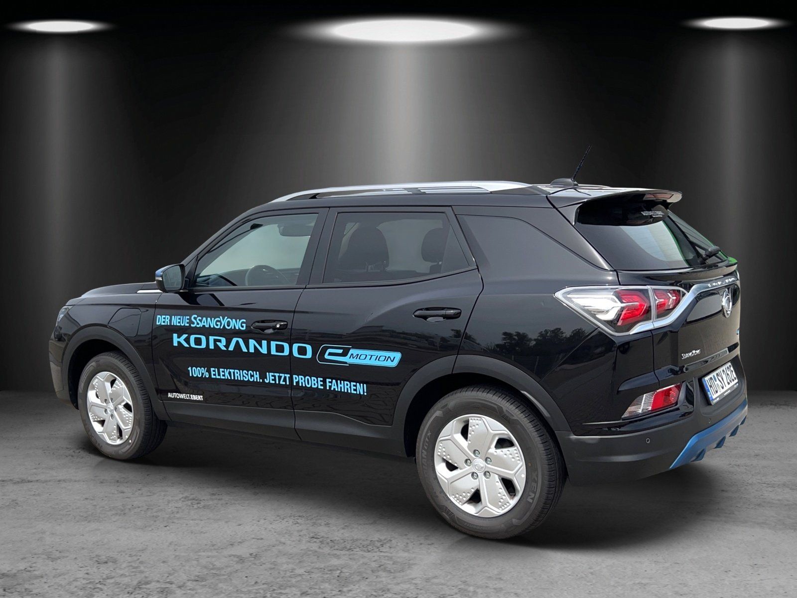 Fahrzeugabbildung Ssangyong Korando E-Motion Titanium 140 kW VORFÜHRWAGEN!
