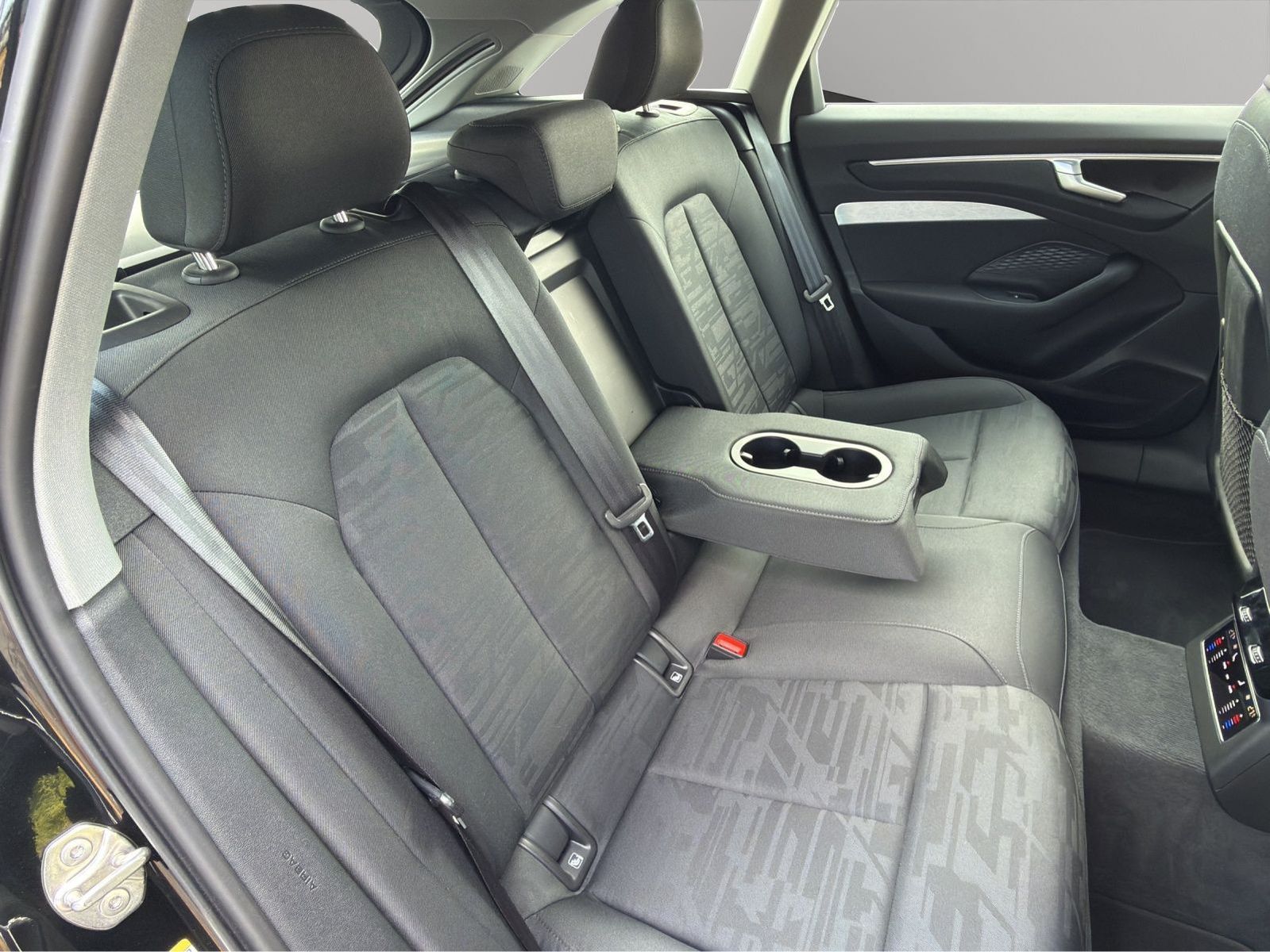 Audi A6 - Bild 15