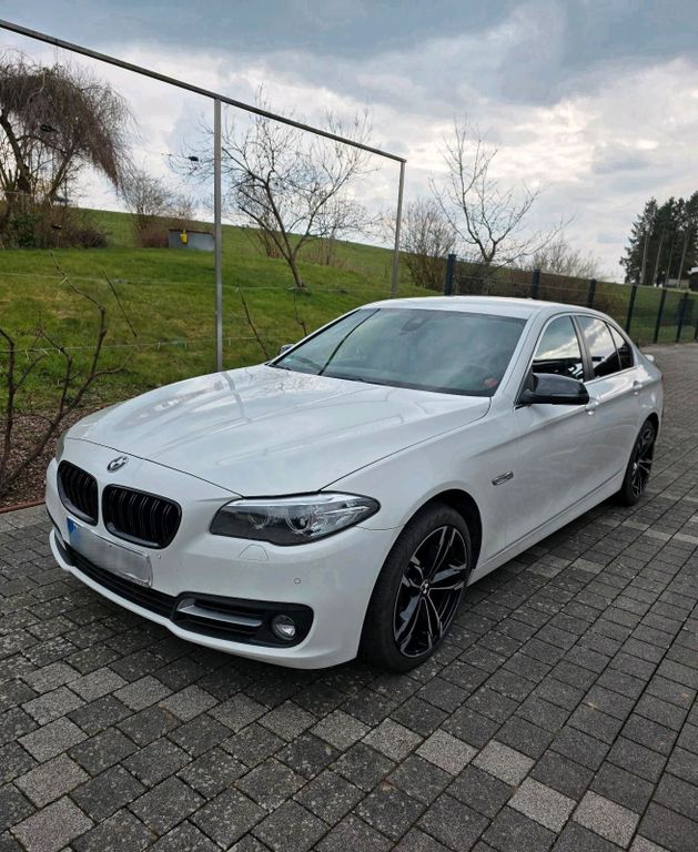 Image of BMW 520