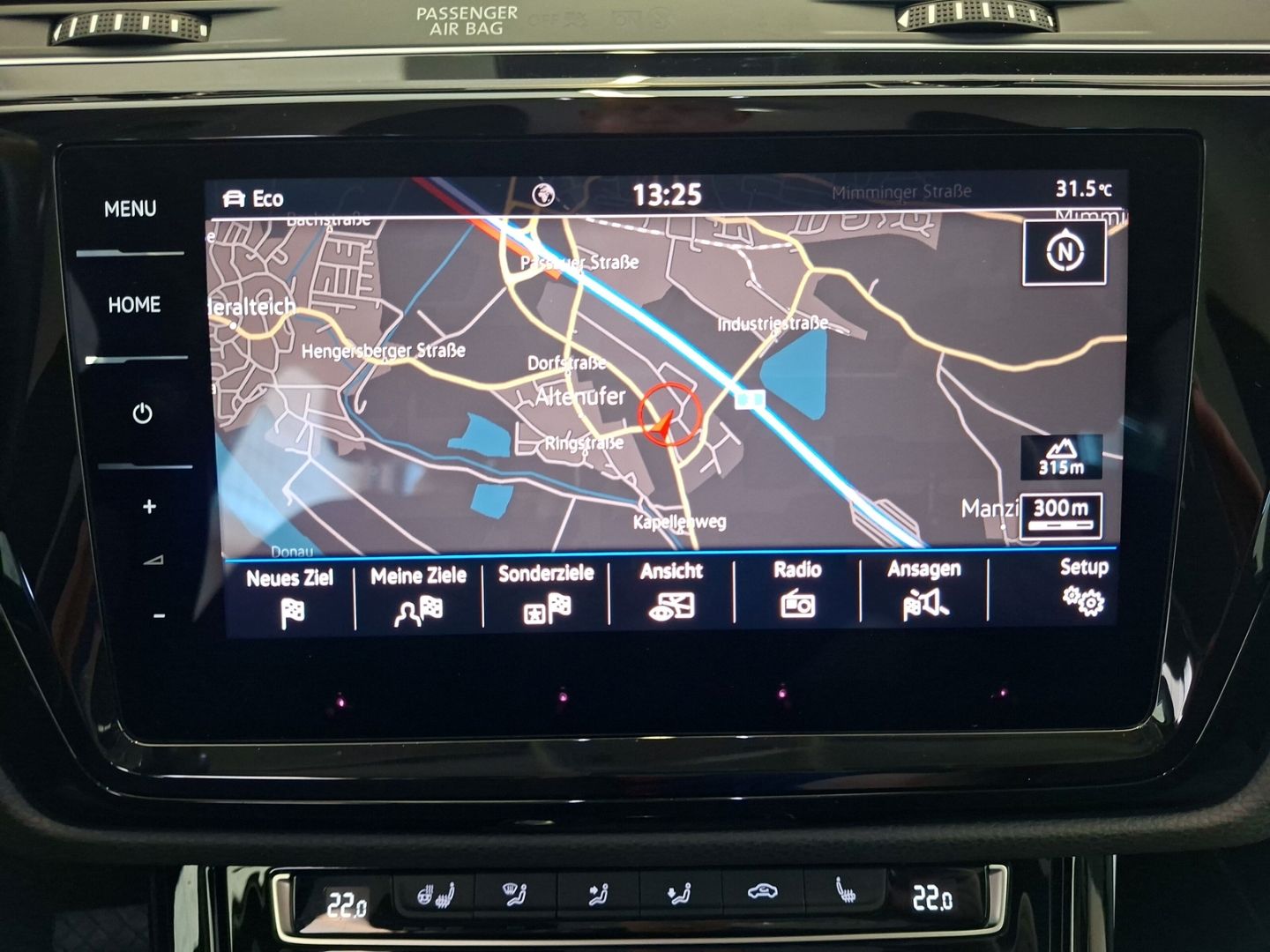 Touran 2.0 TDI DSG Highline *AHK*KEYLESS*NAVI*KA