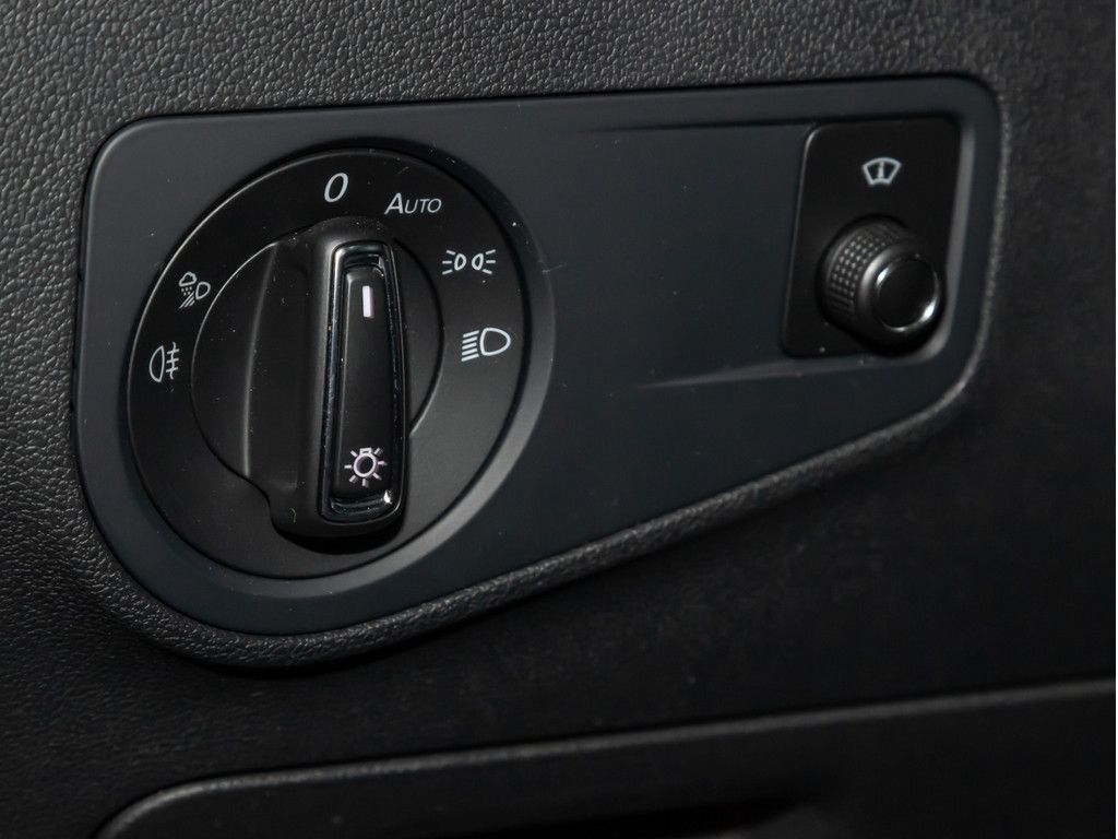 Volkswagen Tiguan Hybrid R-Line PANO MATRIX AHK HUD PANO foto 15