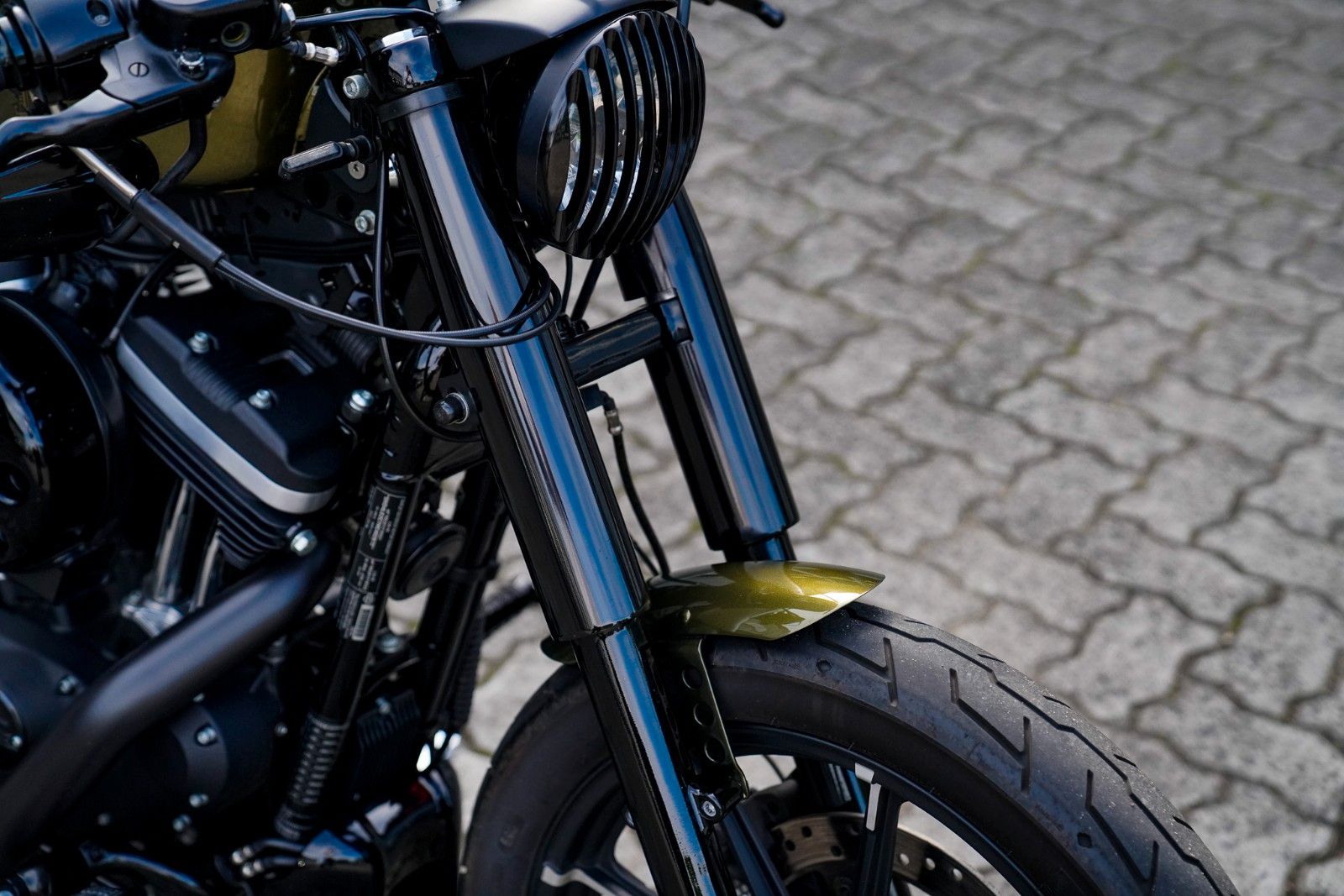 Fahrzeugabbildung Harley-Davidson SPORTSTER XL883N IRON - Jekill - Kurzes Heck -