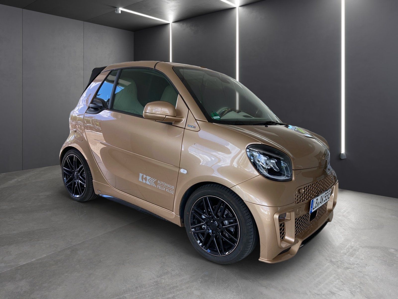 Fahrzeugabbildung Smart fortwo cabrio EQ Brabus R92*Limitiert*Kamera*JBL