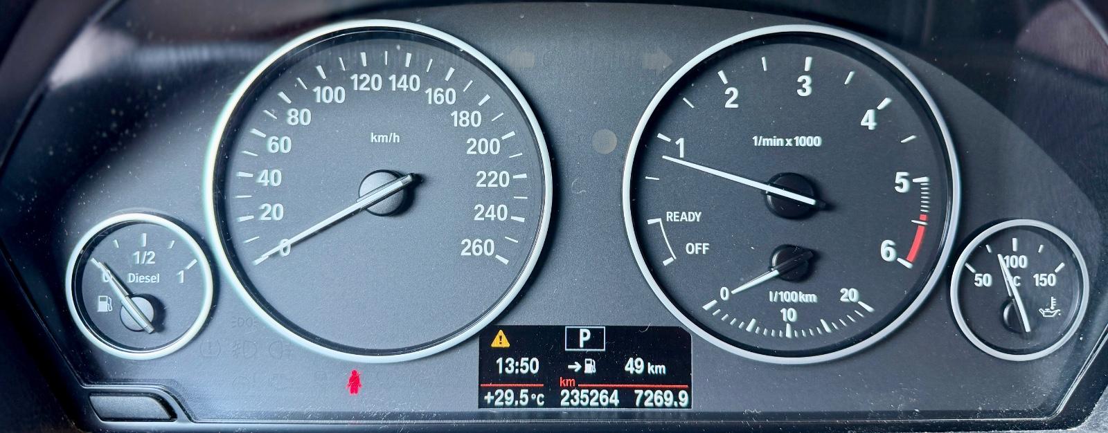 BMW 318 2014 — photo 19