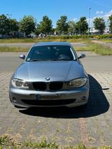 BMW 120i - - BMW 120 aus 2004: 120i