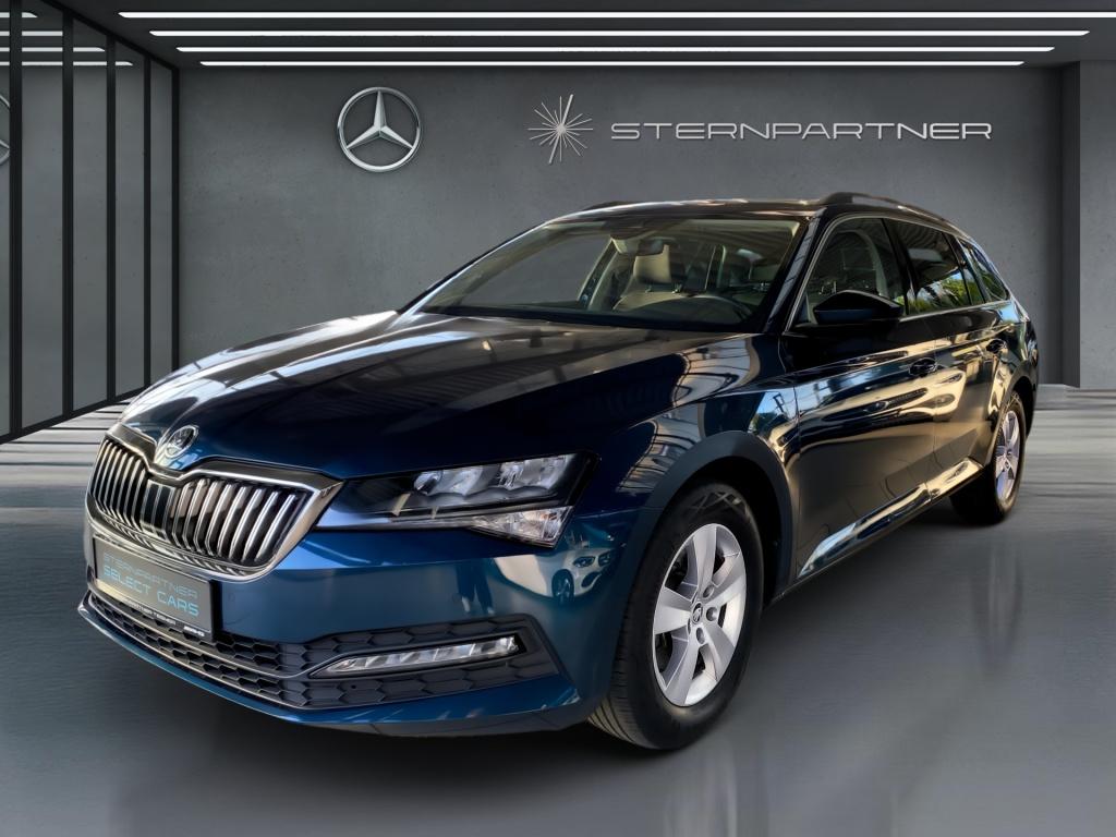 Skoda Superb Combi 2.0 TDI DAB+CarPlay+KAMERA+AHK+NAVI