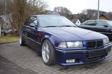 BMW 318 - 2