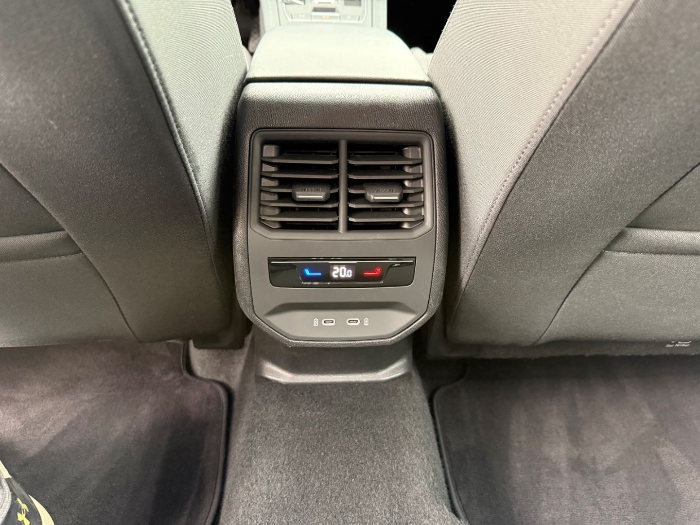 SEAT Leon 1.0 eTSI EU6d Style ACC Carplay LED - Image 21