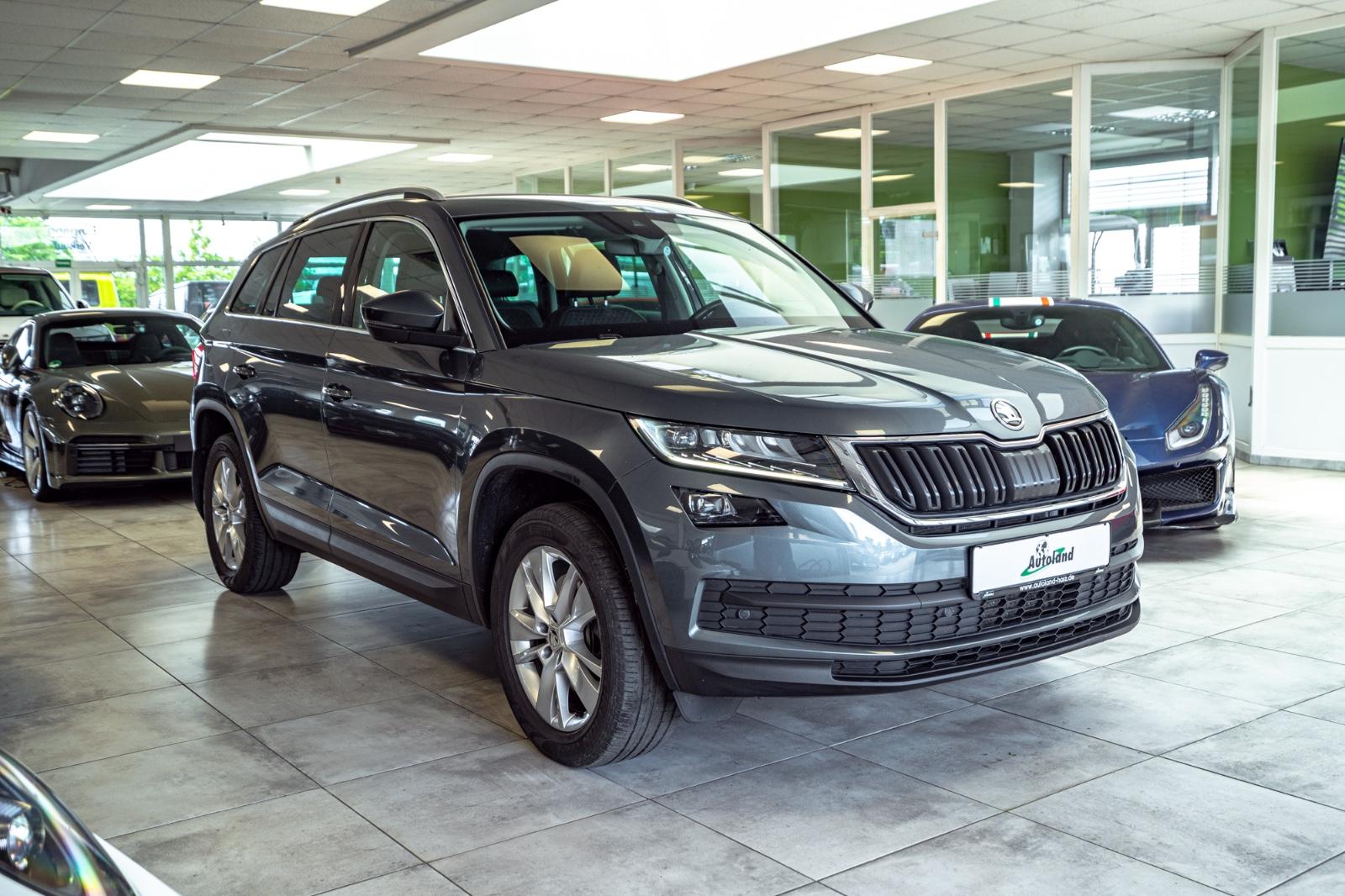 Skoda Kodiaq 2.0 TSI 4x4 DSG Style*AHK*CAM*SZHG*TÜVNEU