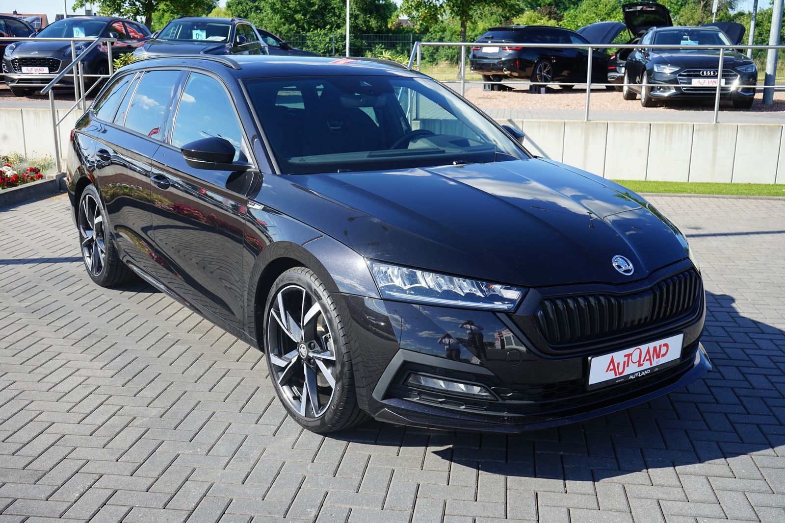 Skoda Octavia Combi 2.0 Sportline 4x4 LED Navi Head-Up foto 4