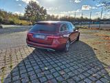Mercedes-Benz E 220 d 4MATIC T Autom. - - rote Mercedes-Benz E-Klasse