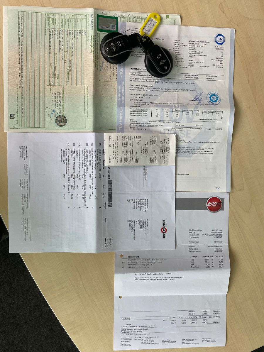 Fahrzeugabbildung MINI Cooper CABRIO AUTOMATIK NAVI LED LEDER CHESTER
