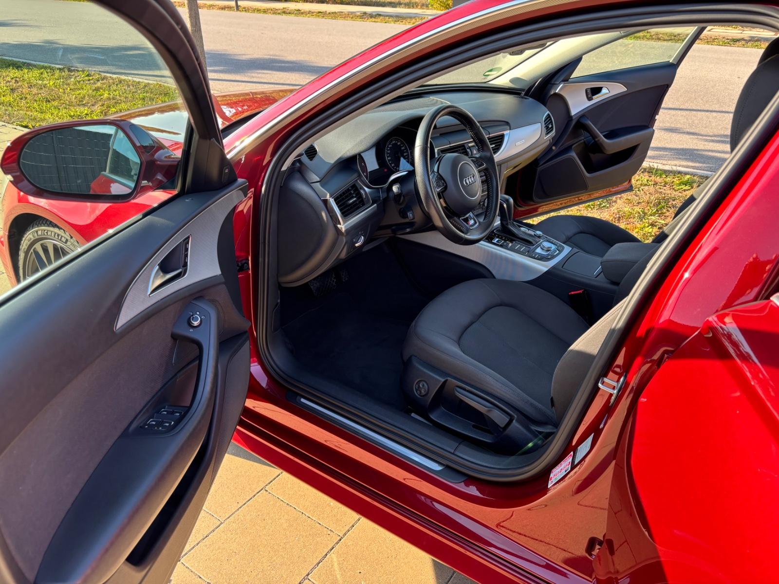 Audi A6 3.0 TDI quattro StHz, AHK, LED 