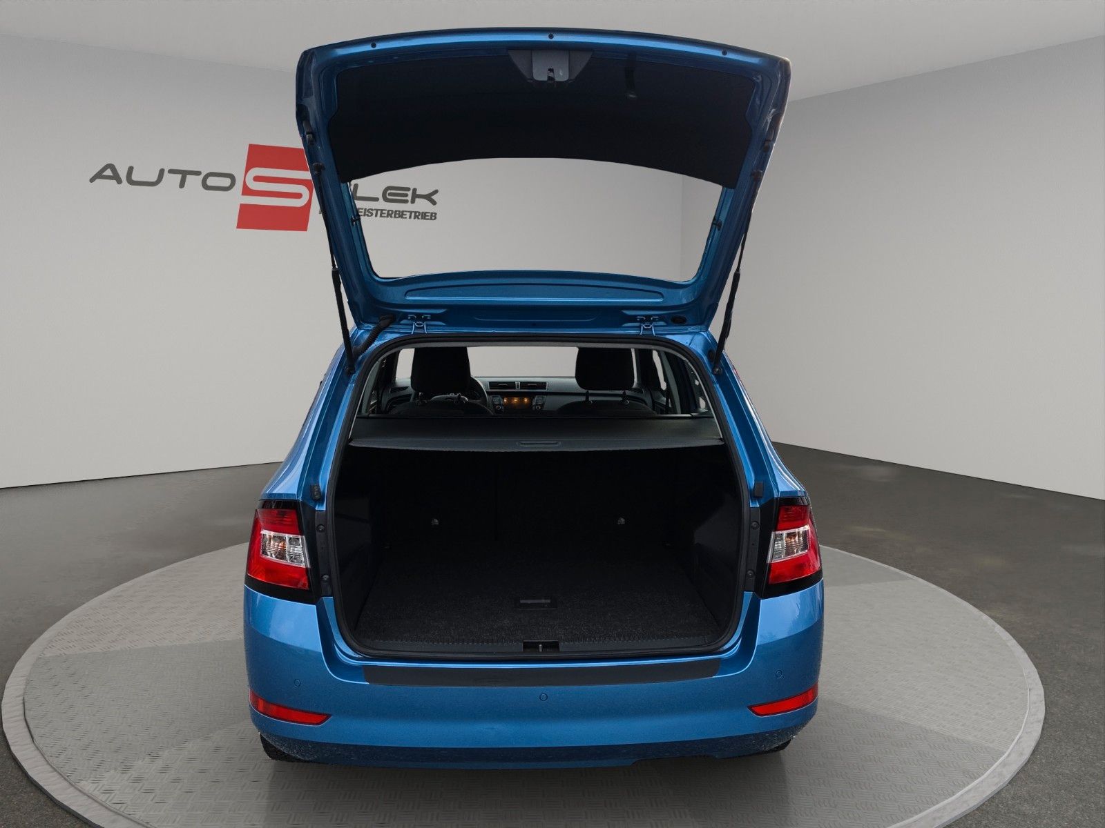 Fahrzeugabbildung SKODA Fabia Combi Cool Plus CarPlay