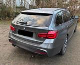 BMW 320d xDrive Touring Automatic - - mit Diesel-Antrieb: Automatic