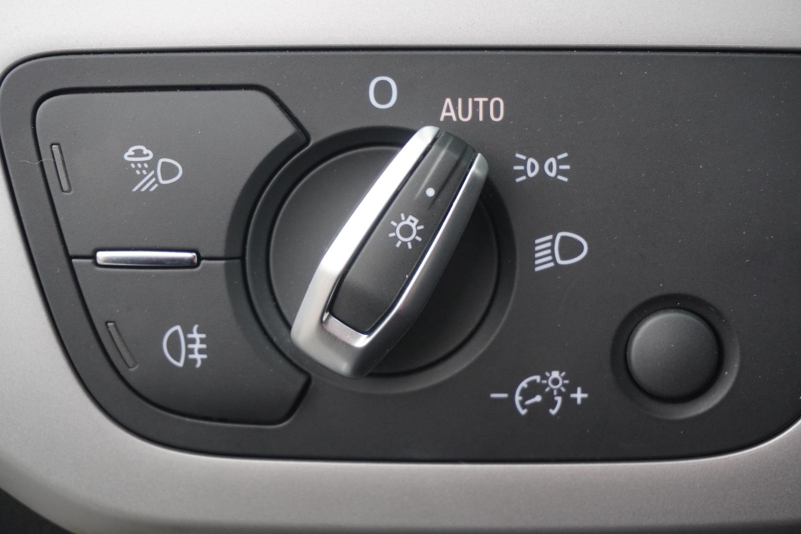 Audi A4 Avant 35 TFSI S-Tronic LED Navi Tempomat AHK, миниатюра 27
