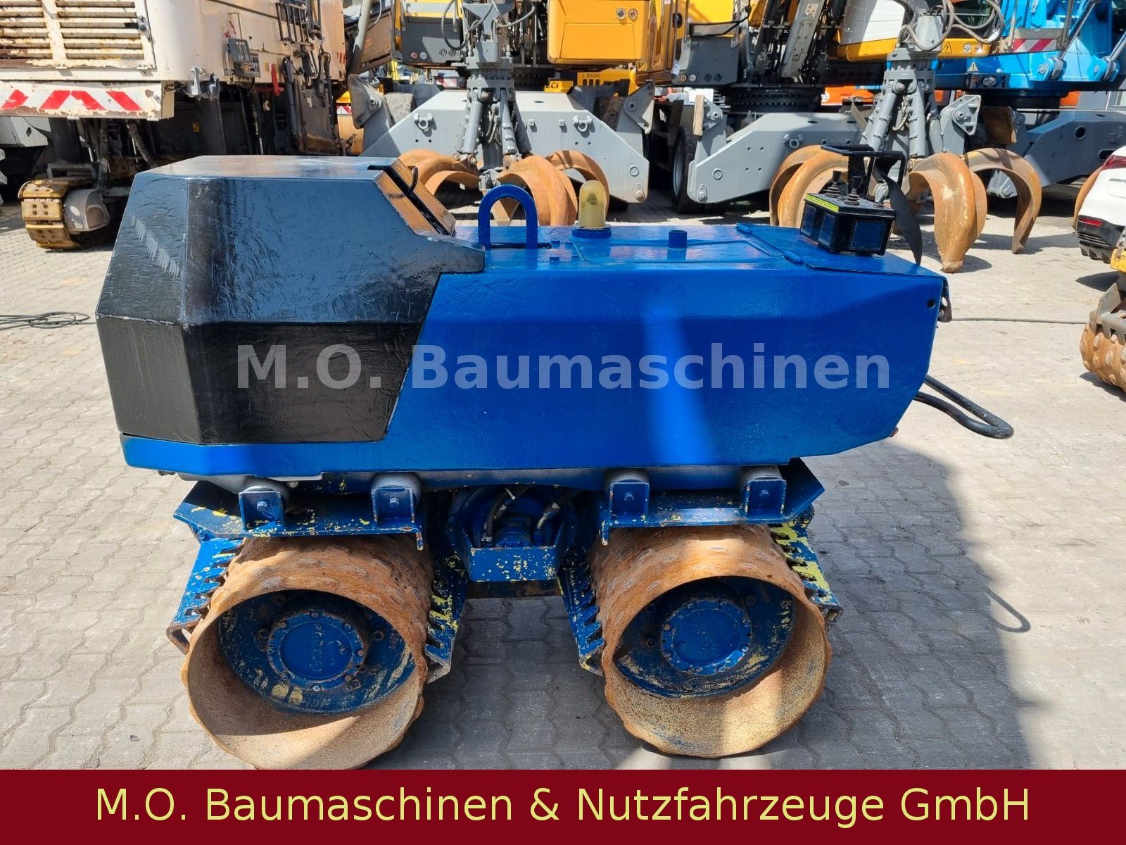 Fahrzeugabbildung Rammax RW 1504 HF / Grabenwalze / 1,5 t /