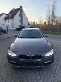 BMW 320 - 5