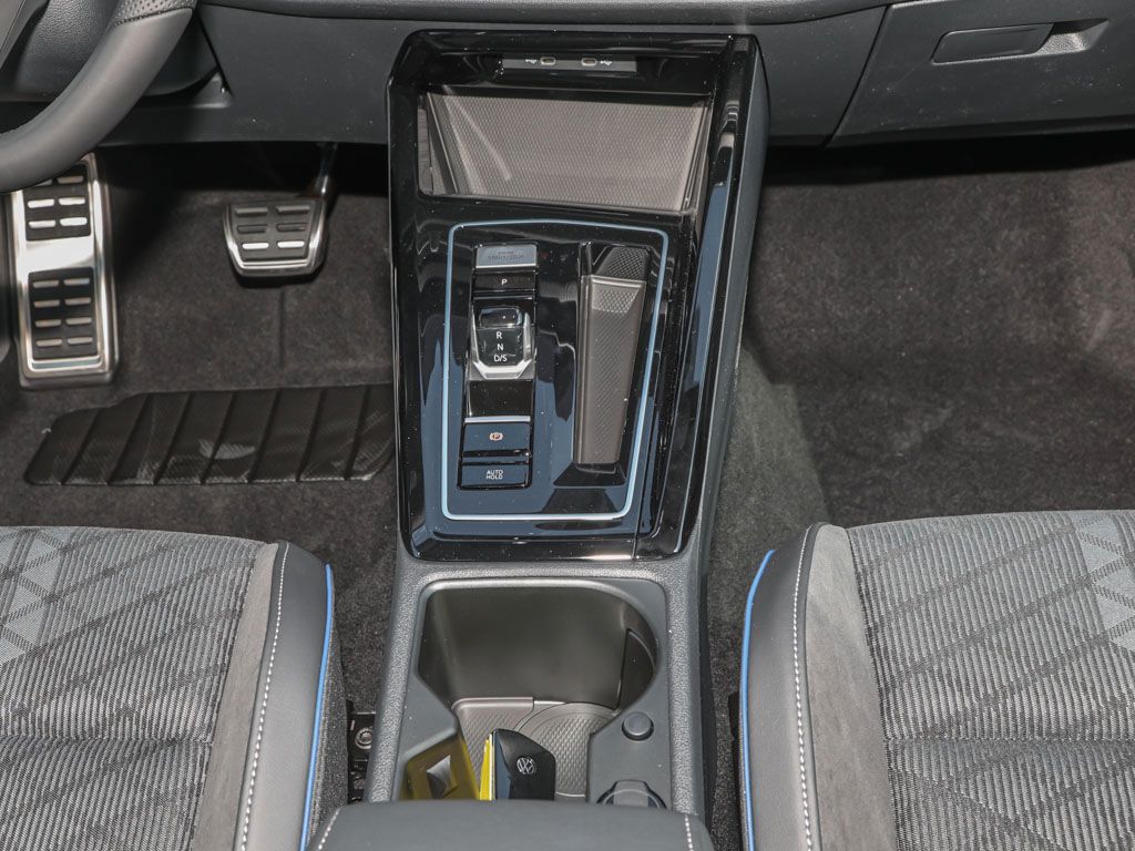 Volkswagen Golf - Bild 8