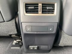 Fahrzeugabbildung Lexus RX 450h AWD Hybrid Spezial EDITION, Leder, NA...