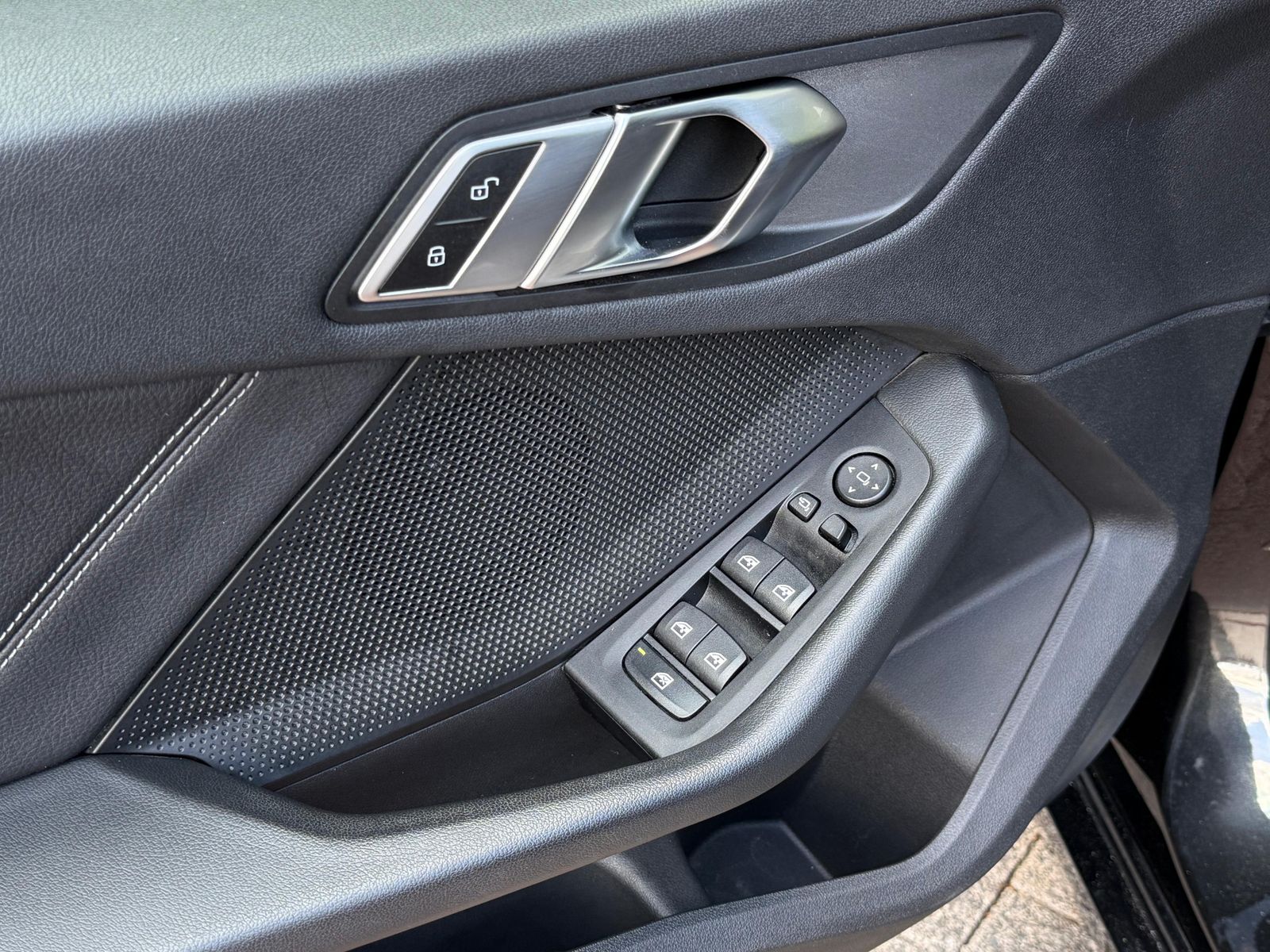 Fahrzeugabbildung BMW 216 d Aut. Gran Coupe Sport-Line LED+AHK+NAV+SHZ