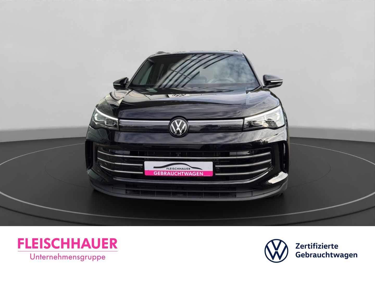 Volkswagen Tiguan 1.5 eTSI Elegance Matrix Navi Pano HUD 36 foto 2