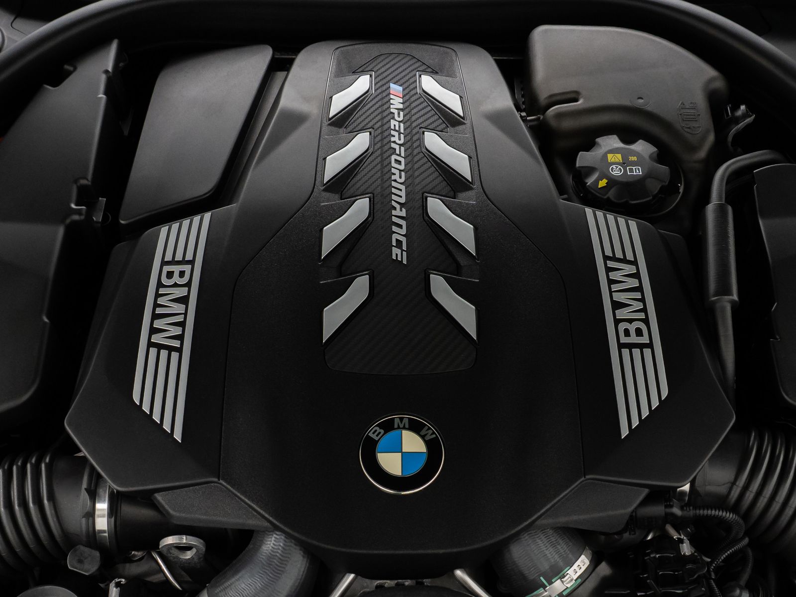 Fahrzeugabbildung BMW M850i xD GC Panorama 360° Laser HUD H/K SoftCl