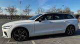 Volvo V60 R-Design T4 Automatik/Standh./Pano/HK/Tüv27 - Volvo V60: D2