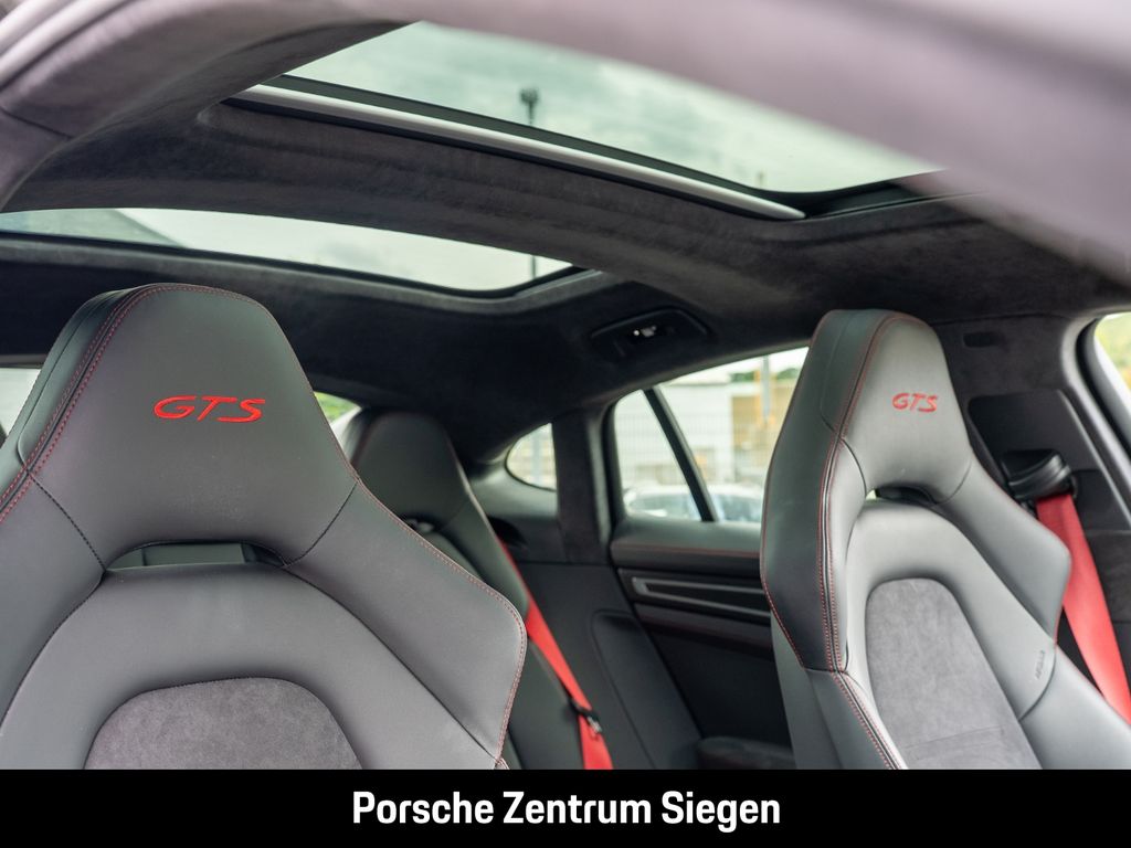 Porsche Panamera GTS