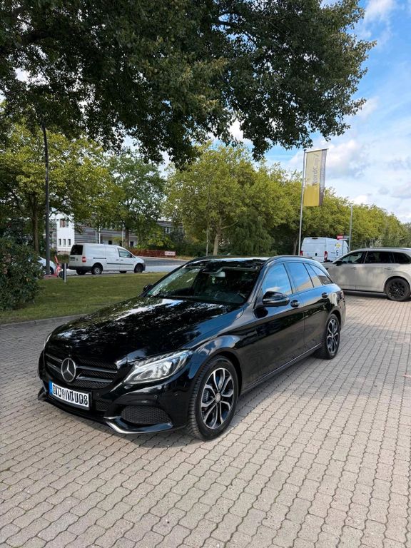 Image of Mercedes-Benz C 220