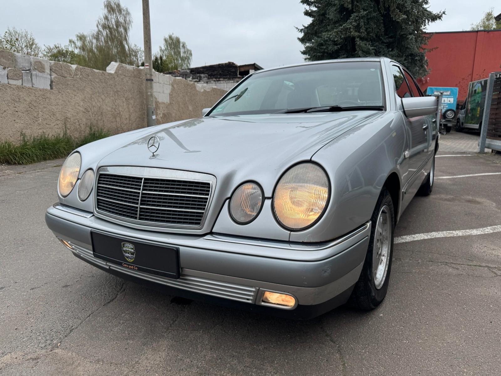 Mercedes-Benz E 240 ELEGANCE | AUTOMATIK | HU bis 09.2026 |