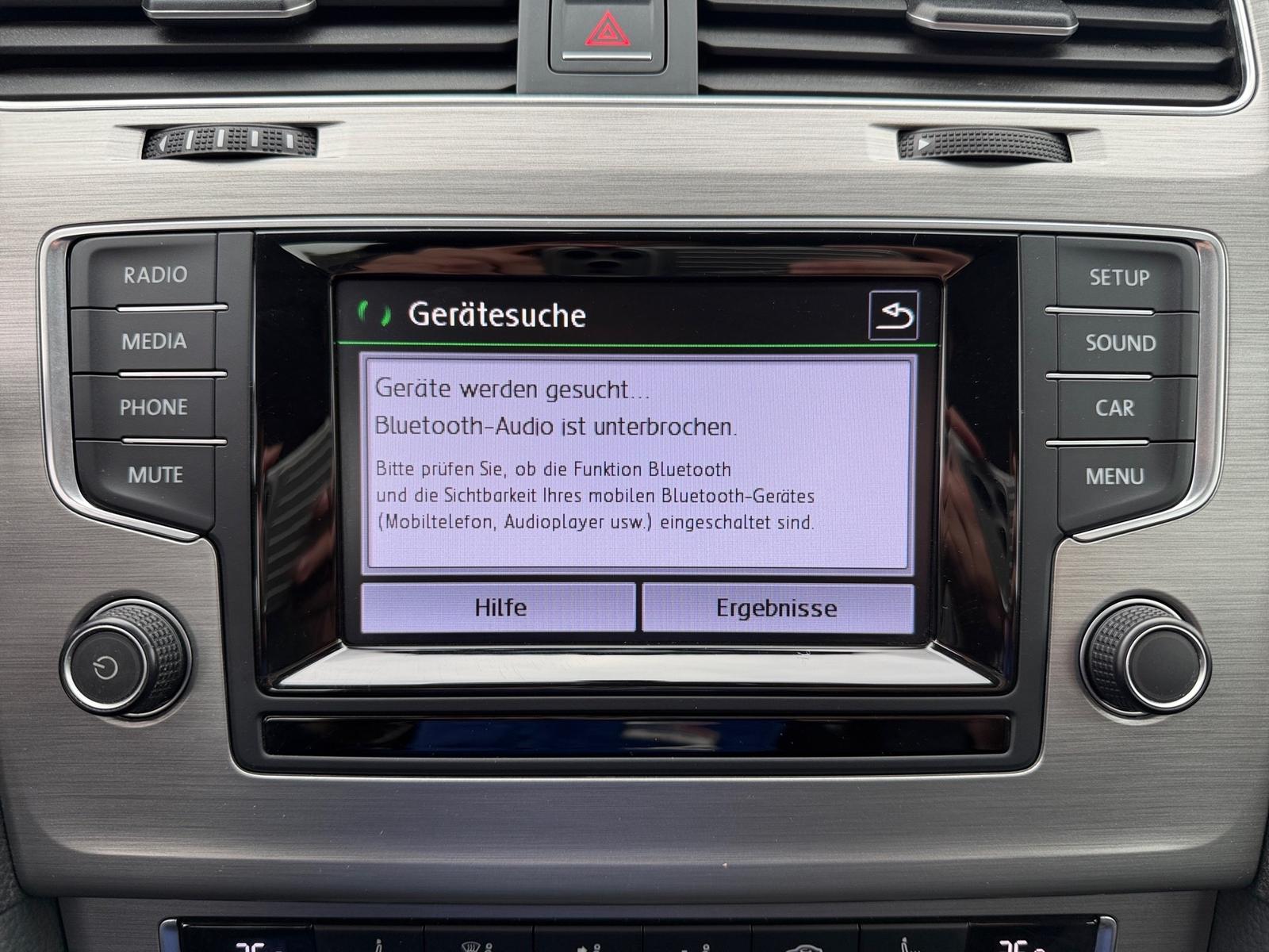 Volkswagen Golf VII Variant 1.4 16V TSI Bi-Xenon AHK PDC