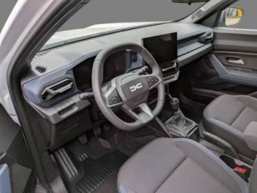 Fahrzeugabbildung Dacia Neuer Dacia Duster Expression TCe 130