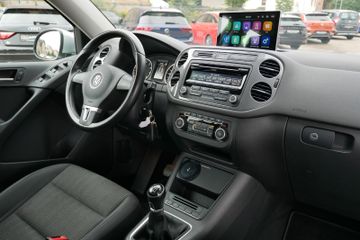Volkswagen Tiguan - 12