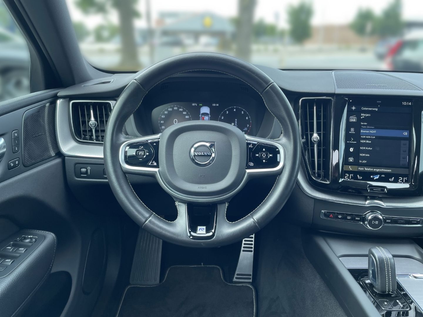 Volvo XC60 R Design B5 Mild-Hybrid 2.0 Geartronic AHK foto 7