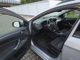 Ford Mondeo 1,6 Ti-VCT  Turnier  - Ford Mondeo: V6