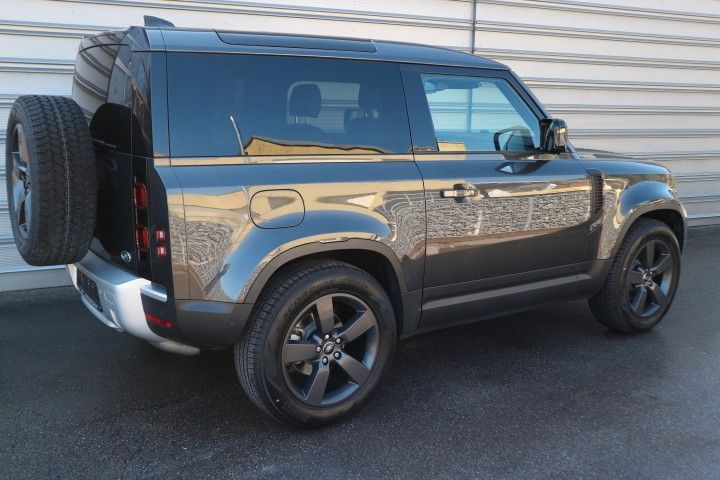 Land Rover Defender 90 X-Dynamic SE foto 2