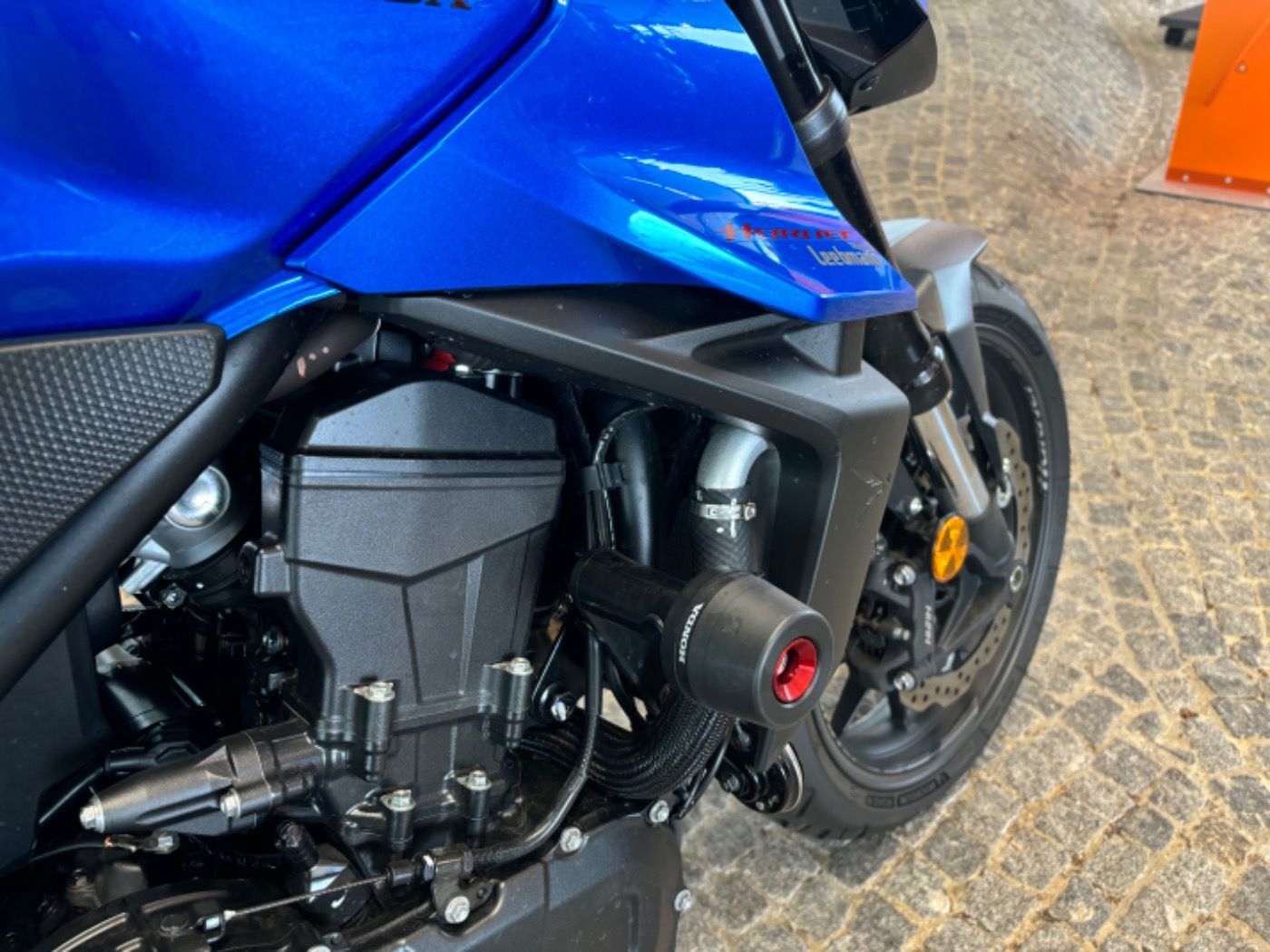 Fahrzeugabbildung Honda CB 750 Hornet 25 Honda Pakete verbaut, Schaltass