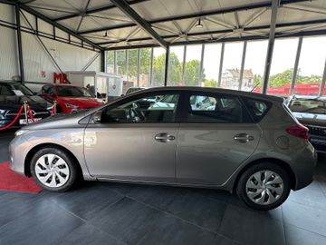 Toyota Auris - 7