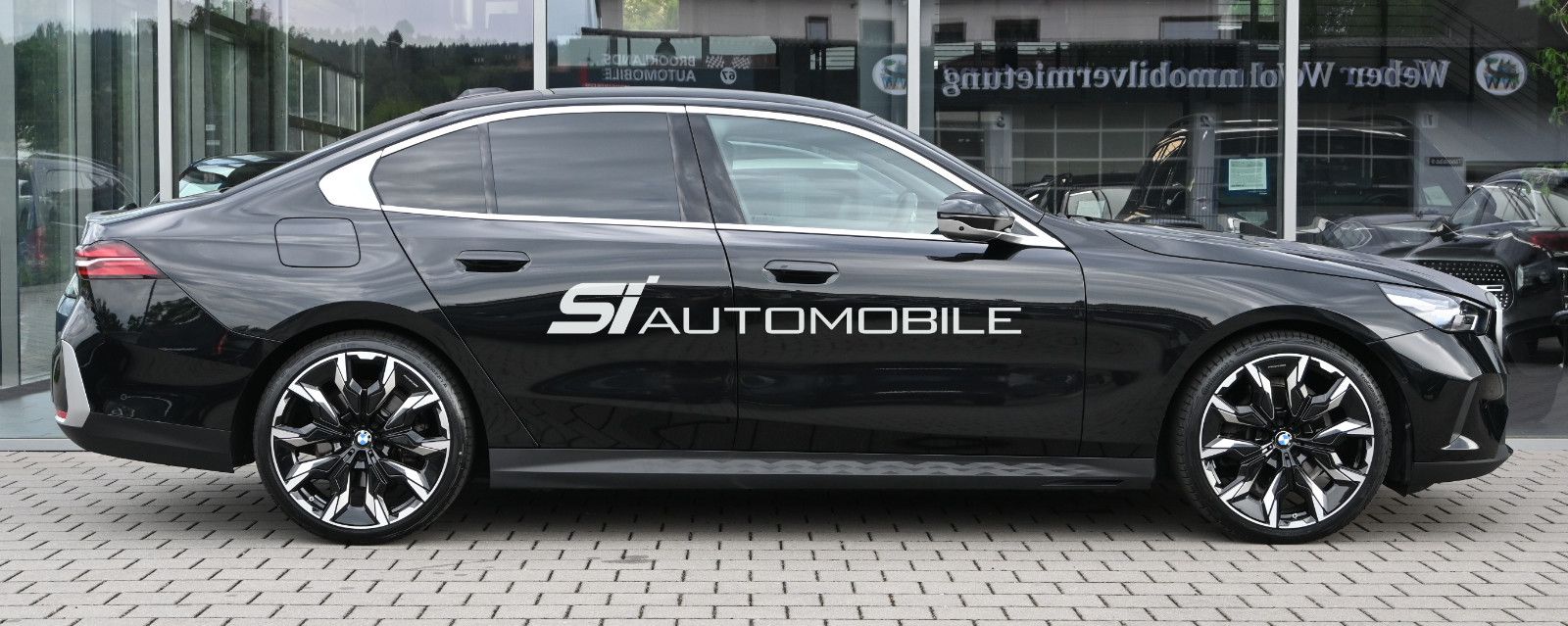 Fahrzeugabbildung BMW 520d xDr. °UVP 88.830€°MERINO°PANO°STHZG°360°