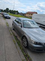 BMW 525i A - - BMW 525 aus 2005: 525i