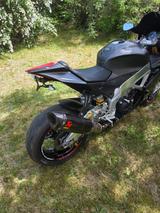 Aprilia RSV 4 Euro 3 - Akra ESD - wenig KM Top Zustand  - APRILIA MOTORRAD