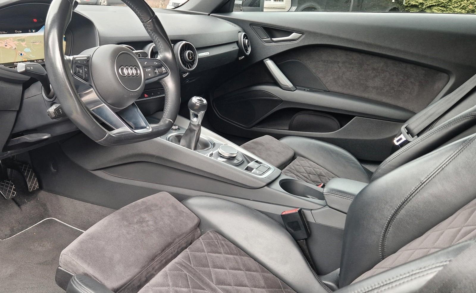 Audi TT Roadster 2.0 TDI ultra -