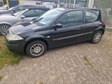 Renault Megane 1.4 Benzin 98 PS  Aus 2Hand... - Renault Megane: 1.9