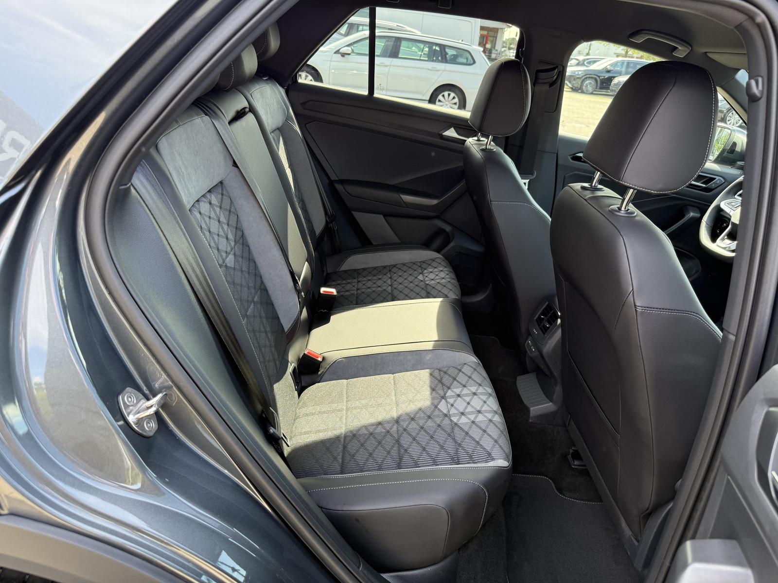 Volkswagen T-Roc R-Line,18-Zoll,IQ-Drive,R.Kam,Kessy,Side., миниатюра 22