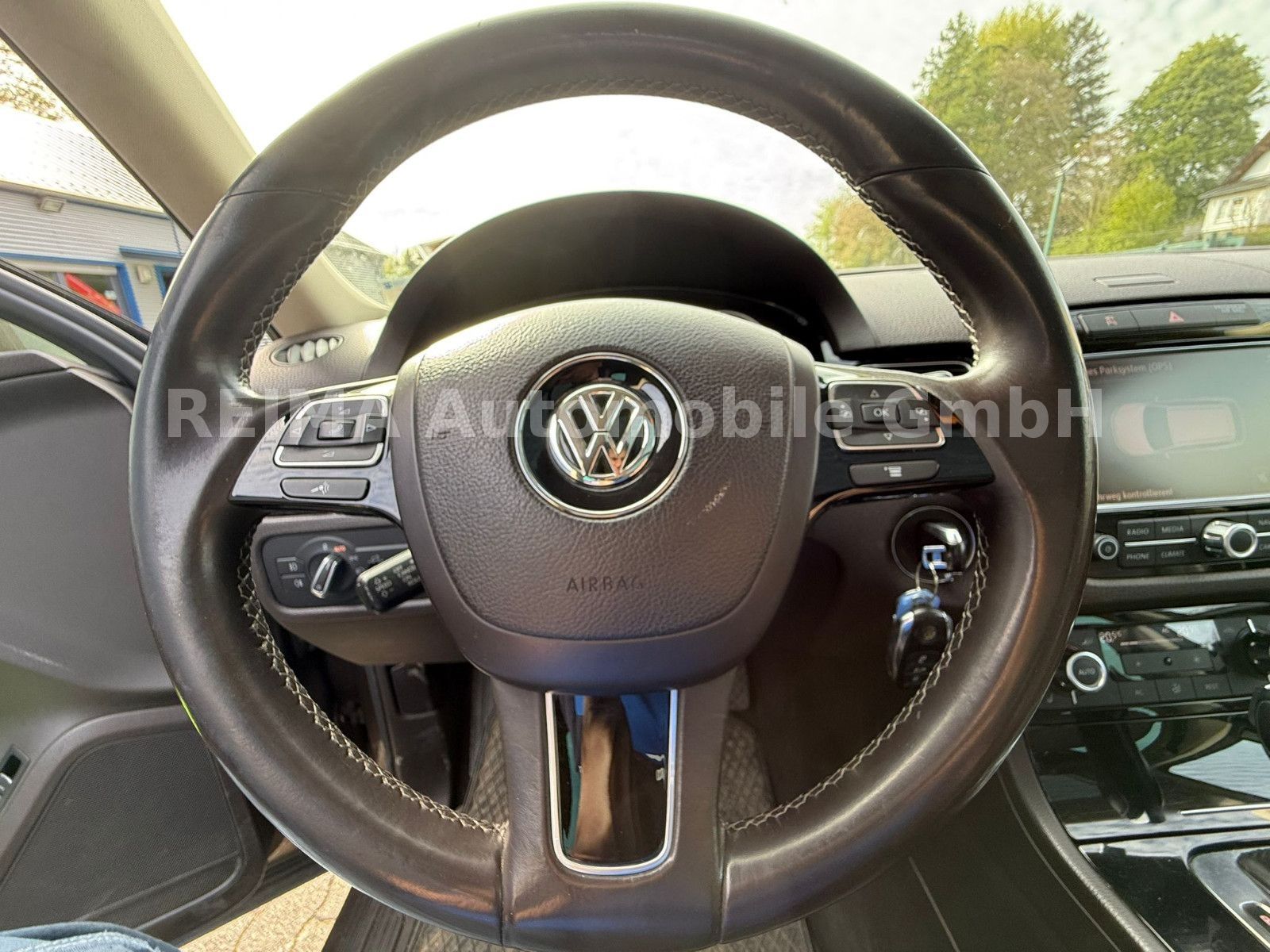 Fahrzeugabbildung Volkswagen Touareg V6 TDI,  Navi, Leder, AHK, Pano